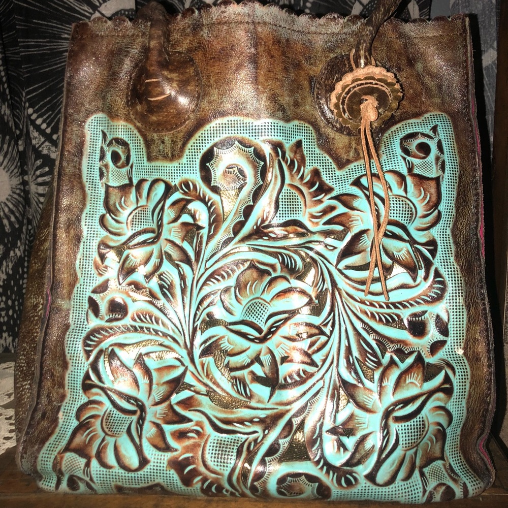 Patricia Nash - Tooled Cavo Tote